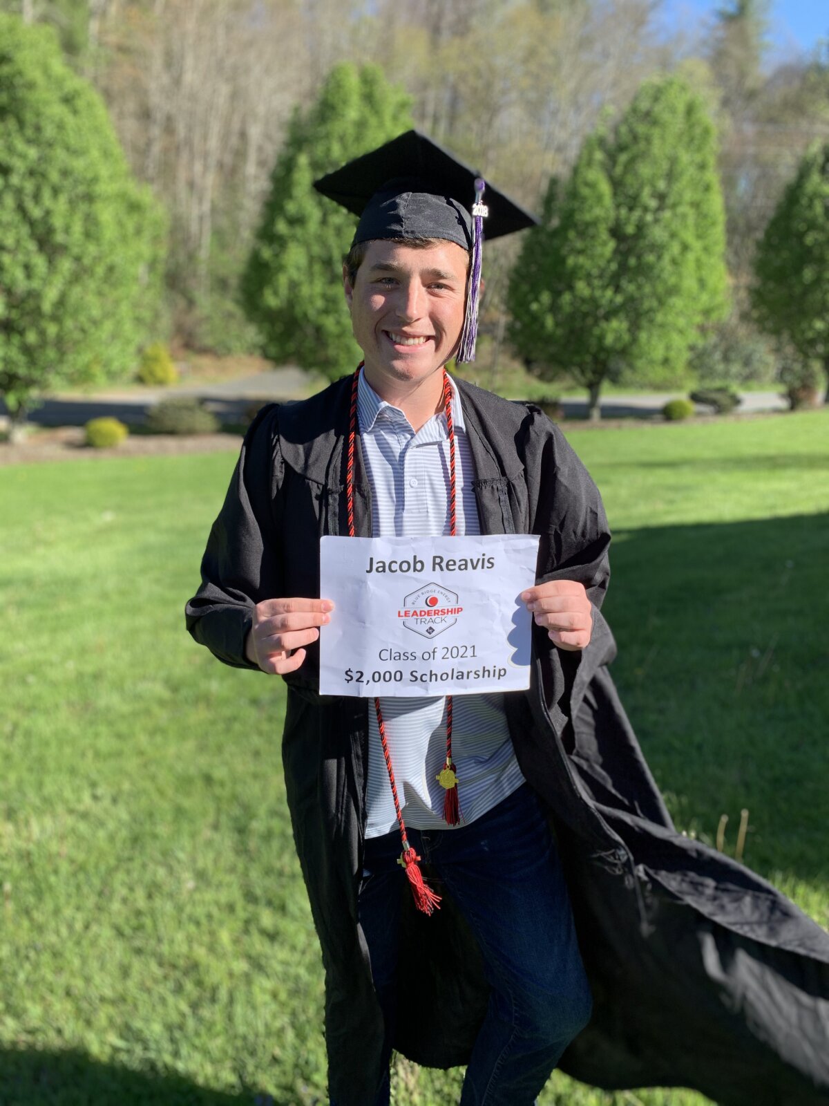 Ashe Students Awarded Scholarships from Blue Ridge Energy
